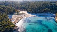 Die Cala Mondrago mit dem angrenzenden Naturpark