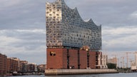 Die Elbphilharmonie im Hamburger Hafen